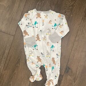 Wonder Nation Scooter Animal Print Footie - White, Gray, Orange, Green